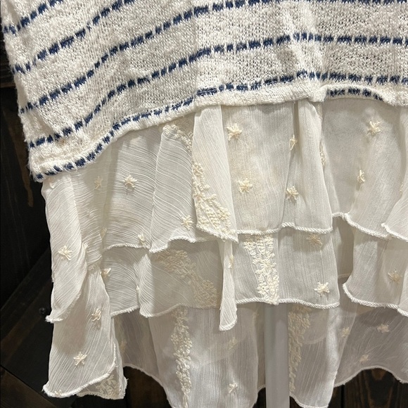 Lily White Bohemian Lace Top S Striped White Blue Embroidered Frilly Festival - Picture 3 of 13